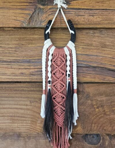 Brown horseshoe dreamcatcher